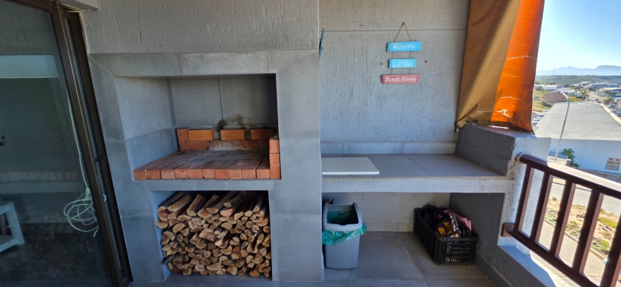 2 Bedroom Property for Sale in Diaz Industria Western Cape